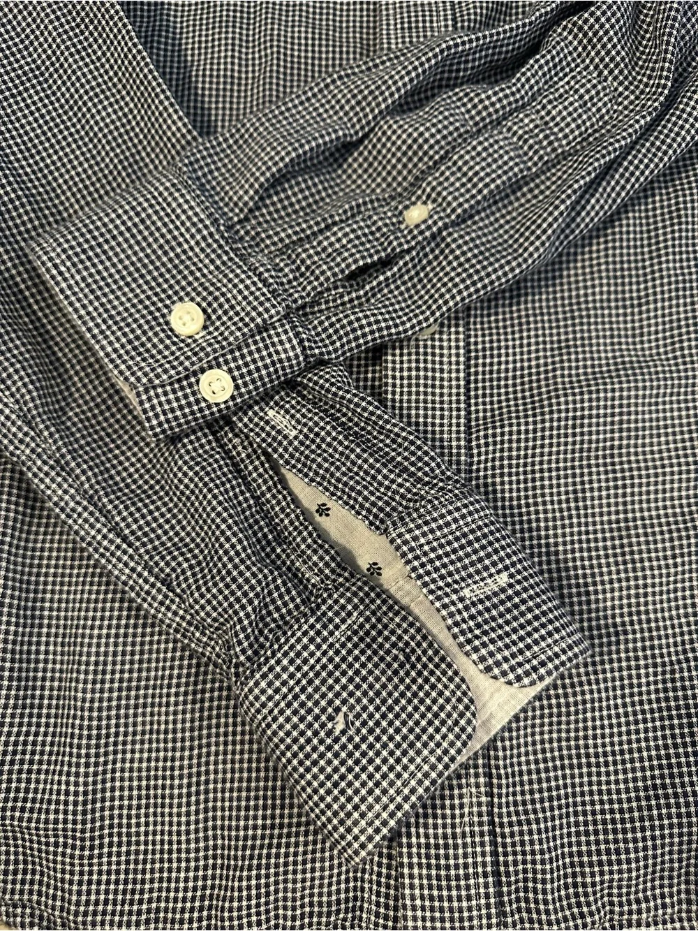 Banana Republic Men's Untucked Fit Button-Down Shirt Small Navy & White Check